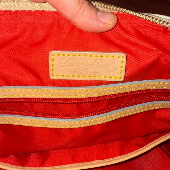 2014 Disney Dooney & Bourke Aulani Aloha Mickey On Beach Nylon Tote Shoulder Bag